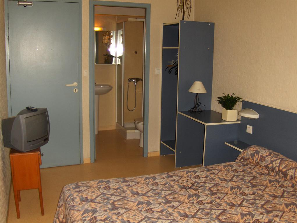 Hotel Le Juliano Carbon-Blanc Zimmer foto